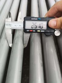 S30908 pequeña tubería de acero, 5 10 superficie de acero redonda del decapado con ácido de la tubería SS309 310 de 15m m